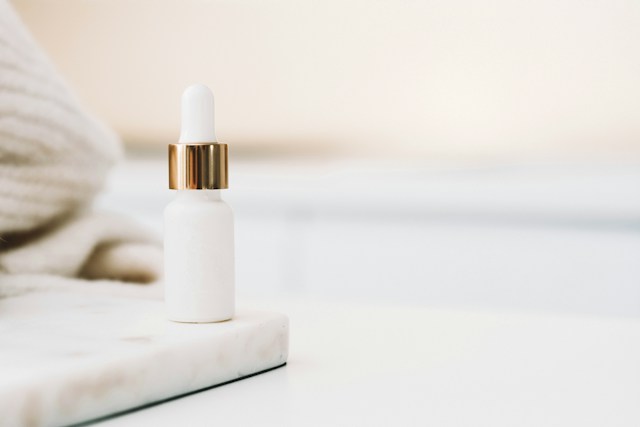 The first step is to determine the entity applying for the registration of the new cosmetic material The first step is to determine the entity applying for the registration of the new cosmetic material