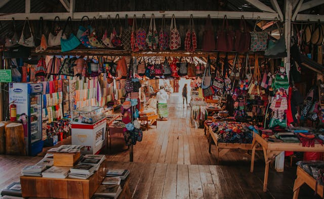 Market Market